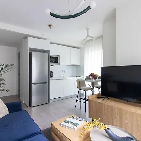 Luminous Modern 1br Flat W Parking #24 *
